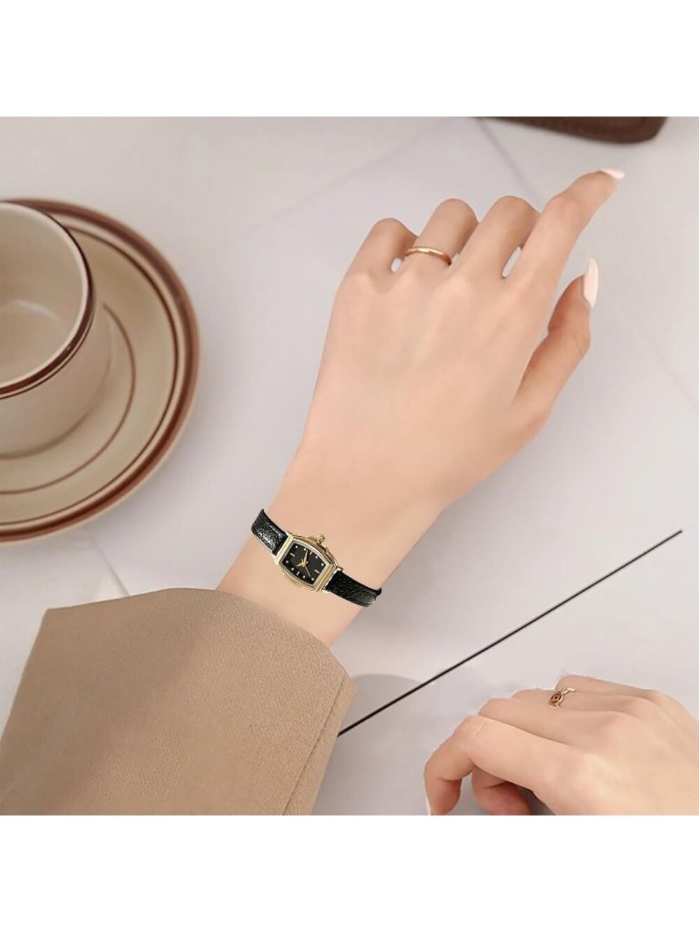 Women's Black Gold Vintage Retro Elegant Dress Rectangular Case Wrist Watch - Picture 6 of 7